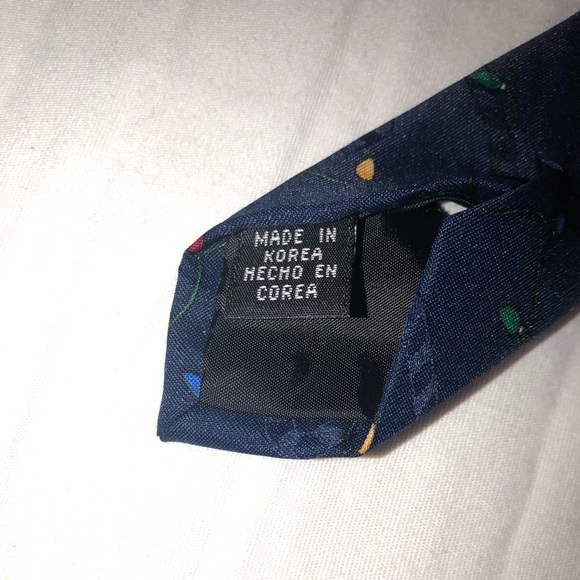 Men’s Hallmark Specialties Santa Christmas Tie - Picture 4 of 5